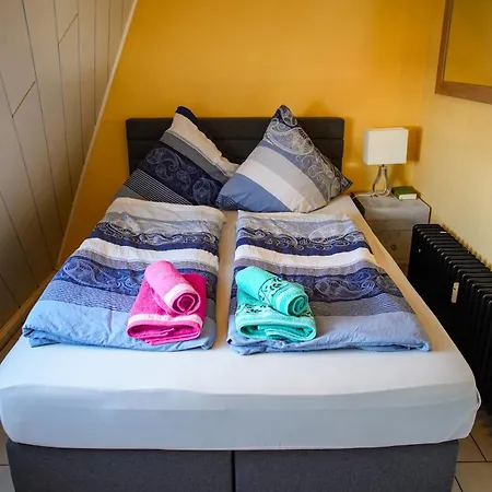 Appartement Schoenes In Der Rheinebene, Zentral Gelegen Rheinstetten