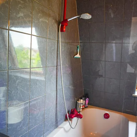 Appartement Schoenes In Der Rheinebene, Zentral Gelegen Rheinstetten