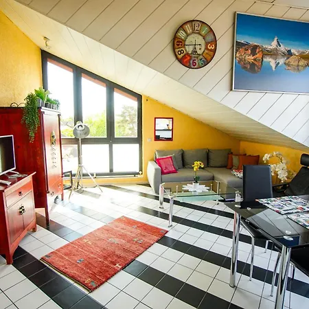 Apartment Schoenes In Der Rheinebene, Zentral Gelegen Rheinstetten