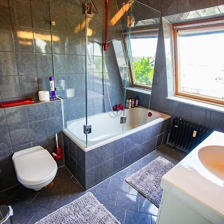 Apartment Schoenes In Der Rheinebene, Zentral Gelegen Rheinstetten